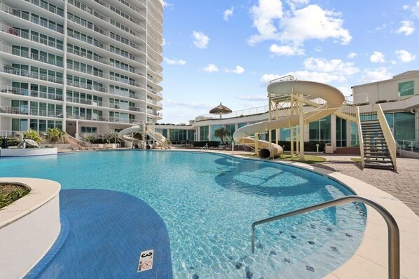 Lägenhet - flera sängar (Caribe Penthouse C1) | Pool | Inomhuspool och uppvärmd pool