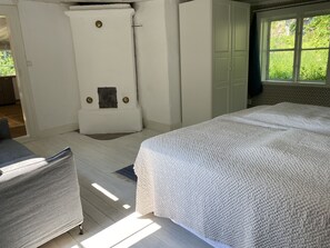 2 bedrooms - Country side farm house by the sea  (Stockholms län)