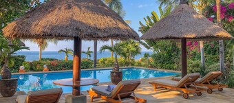 Private and Peaceful Beachfront Pool Villa @ Lokopaksa, Seririt!