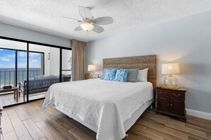 Condo, 1 King Bed with Sofa bed (Edgewater 41)