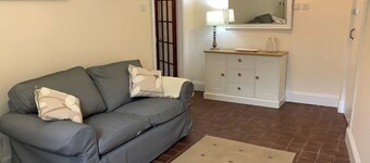 1 - Bed Ground Floor Apartment Tenby