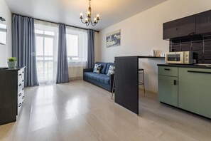 Economy-Studio | Bügeleisen/Bügelbrett, kostenloses WLAN