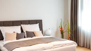 1 bedroom, in-room safe, free WiFi, bed sheets