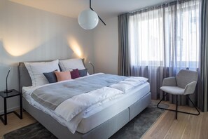 2 Schlafzimmer, Zimmersafe, Bügeleisen/Bügelbrett, kostenloses WLAN