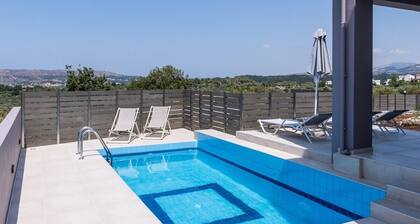 Villa Karouzo- With Private Pool