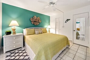 1 bedroom, iron/ironing board, travel cot, free WiFi