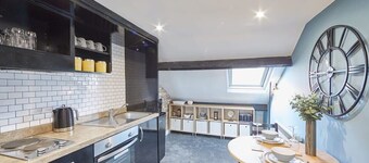 Host & Stay | The Loft