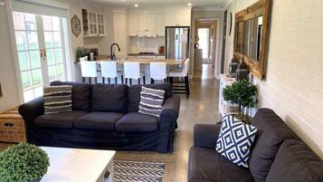 TV, DVD player, offices