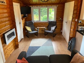 Cabin | Living area - Snowdonia Log Cabin-sleeps 4-garden-pets (Blaenau Ffestiniog)
