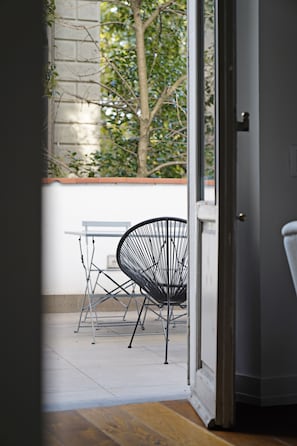 L 1 Bedroom Apartment, Sofa Bed | Terrace/patio