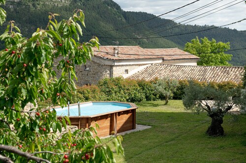Ardéchoise stone house with character private pool 6-8 pers