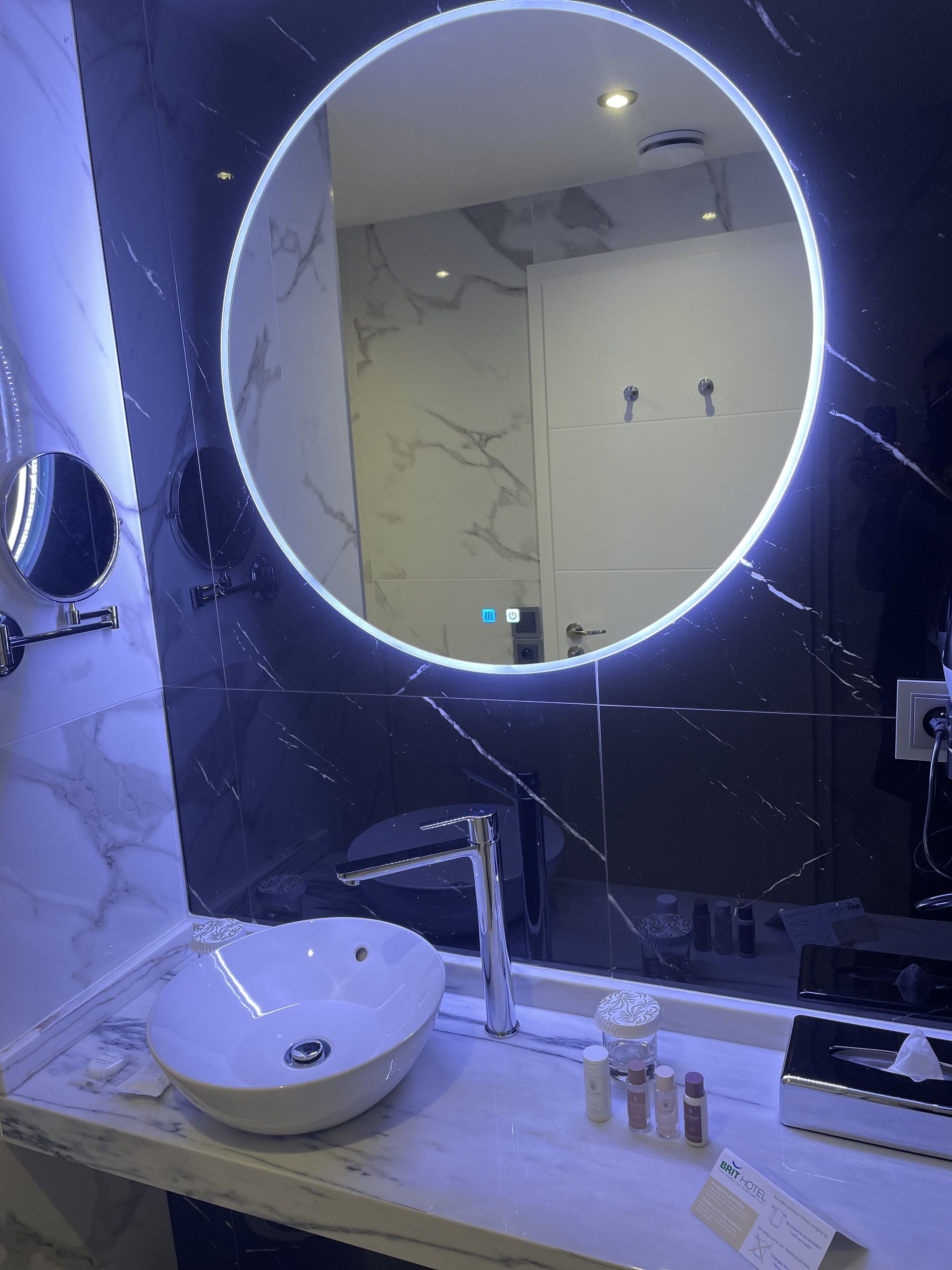 premium double room | bathroom | hair dryer, towels