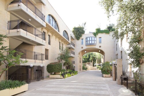 ✽ Jerusalem Suites Mamilla ✽
