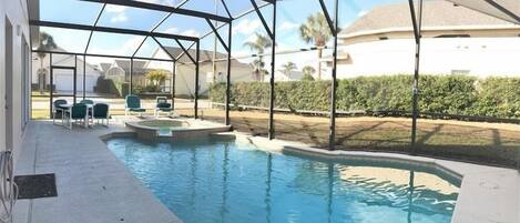 House, 4 Bedrooms | Pool