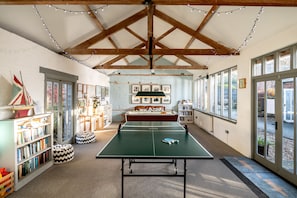 Spielezimmer