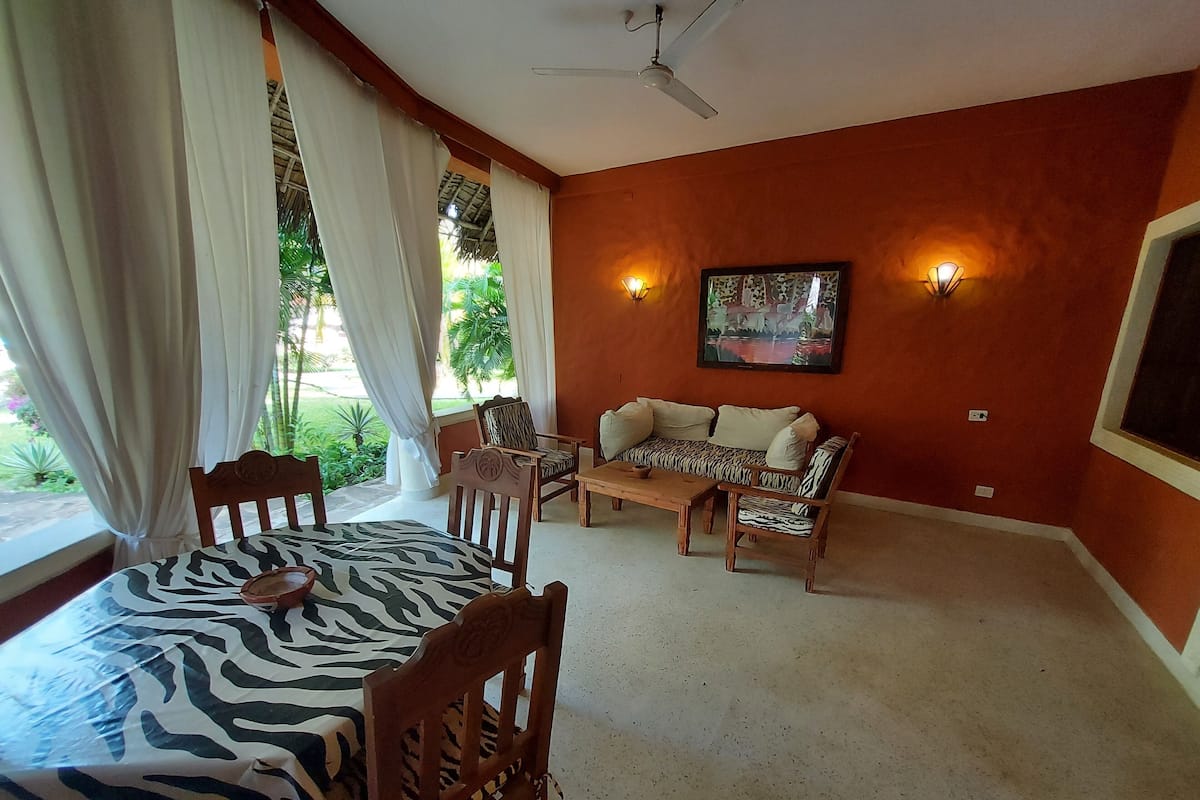 Appartamento Luxury | 2 camere, postazione laptop, ferro/asse da stiro, Wi-Fi gratuito