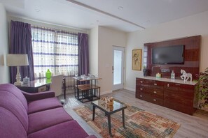 TV, offices