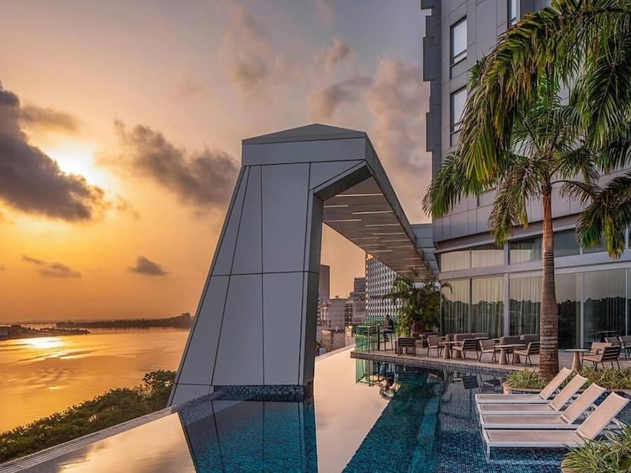 Outdoor pool, pool loungers