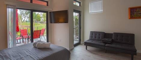 1 bedroom, iron/ironing board, WiFi, bed sheets