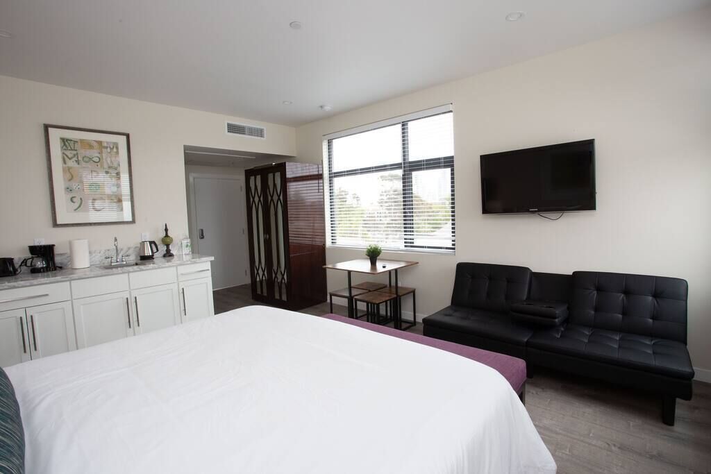 1 غرفة نوم ومكواة/لوح كي وواي فاي وملاءات أسرّة