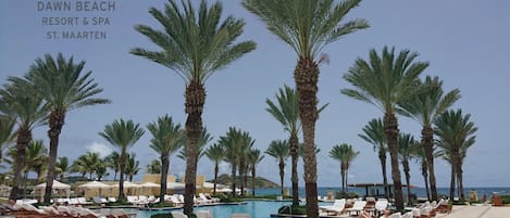 Piscine extérieure, piscine chauffée