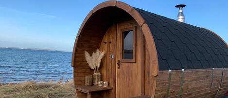 المنطقة المحيطة بالمنشأة