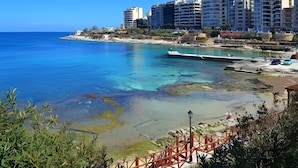Unclassified image, 2 of 39, button - Modern 1BR Retreat by the Promenade (Gzira)