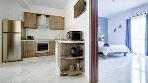 Unclassified image, 3 of 39, button - Modern 1BR Retreat by the Promenade (Gzira)