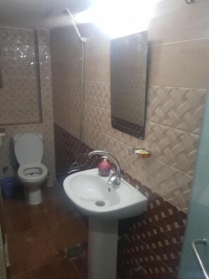 Bathroom - Downtowninn (Cairo)