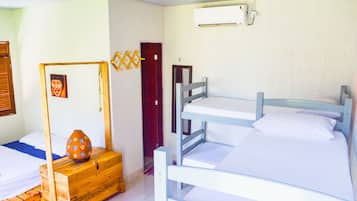 1 quarto, ferros/tábuas de passar roupa, Wi-Fi de cortesia