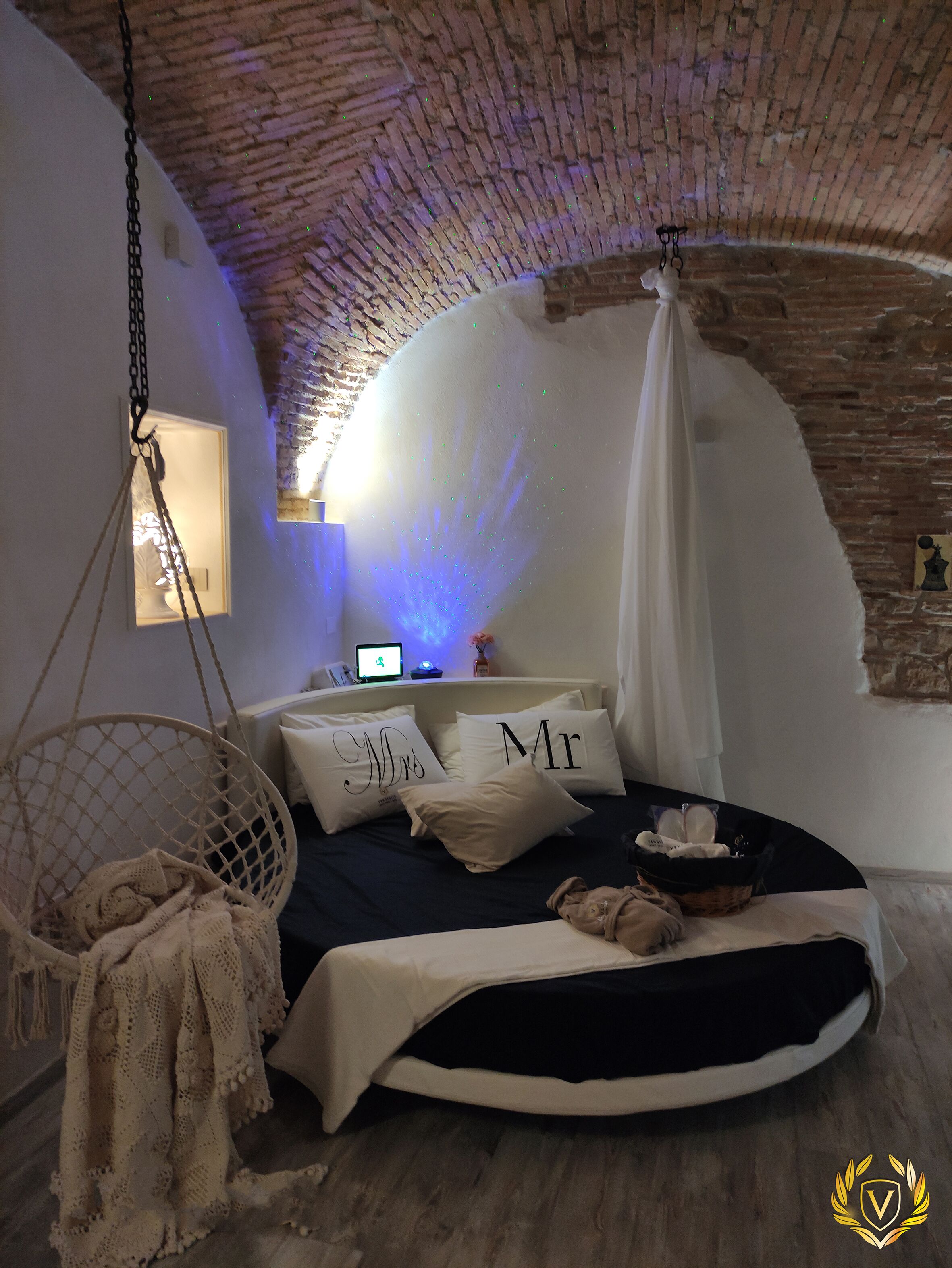 1 bedroom, in-room safe, desk, soundproofing