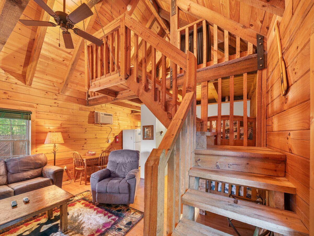 Televisión y chimenea 