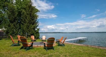 Wolffy's House on the Hill: Charming Cayuga Lake Home with Sunrise Views!