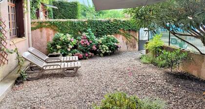 Le petit Goudarguais * Swimming pool * Air conditioning * Car park