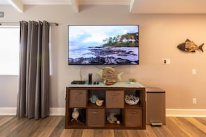 Interior - Great 2025 rates!! Kihei Bay Surf G259 - Comfortable Studio Space! (Kihei)