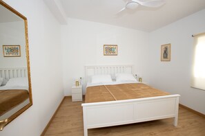 2 bedrooms, iron/ironing board, travel crib, free WiFi