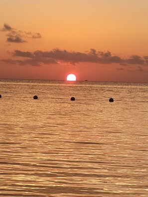 Liegestühle, Strandtücher