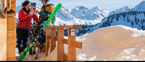 Snow and ski sports