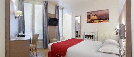 Minibar, in-room safe, desk, soundproofing