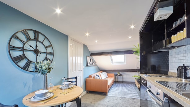House | In-room dining - The Loft (Whitby)