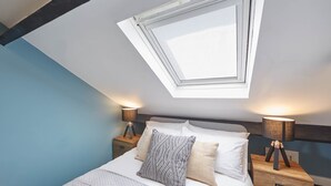 House | 1 bedroom, iron/ironing board, WiFi (free), individually decorated - The Loft (Whitby)