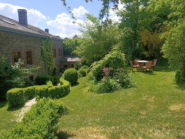 Maison, salle de bains privée | Extérieur