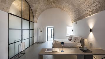 6 Schlafzimmer, BĂŒgeleisen/BĂŒgelbrett, Reisekinderbett, kostenloses WLAN