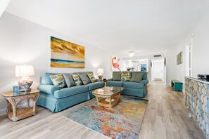 TV, DVD player - Siesta Dunes 6-102, Peaceful Garden View Unit, 2br/2ba, 1st Floor Condo (Sarasota)