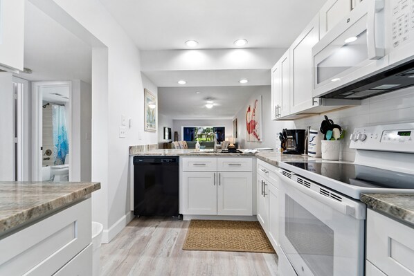 Fridge, microwave, oven, dishwasher - Siesta Dunes 6-102, Peaceful Garden View Unit, 2br/2ba, 1st Floor Condo (Sarasota)