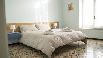 3 chambres, fer et planche Ă repasser, Wi-Fi gratuit, draps fournis