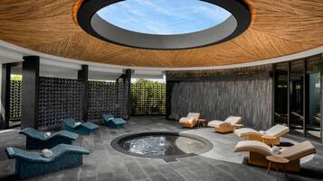 Couples treatment room(s), sauna, hot tub, steam room, body treatments