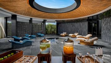 Couples treatment room(s), sauna, hot tub, steam room, body treatments