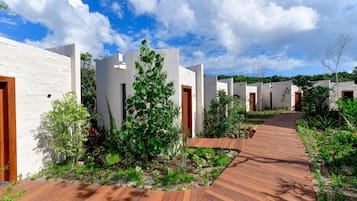 Espace de soins pour les couples, sauna, bain Ă remous, hammam