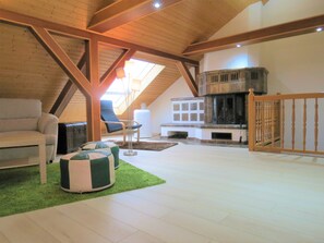 Interior - Penthouse Wolkenstein spacious 155 m² maisonette with whirlpool, air conditioning & fireplace (Senftenberg)